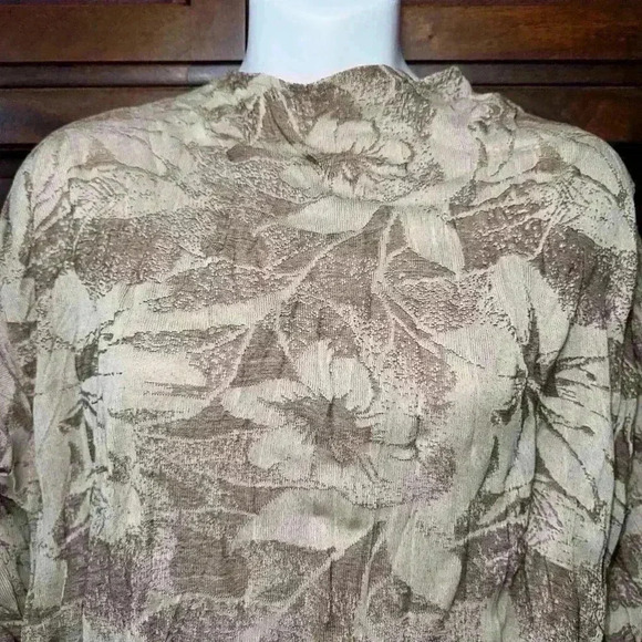 NWT! Zara Beige Floral Dress Size Small - Picture 3 of 16